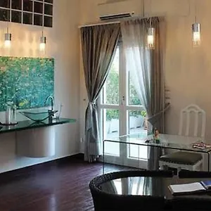 https://bb-la-terrazza-sul-duomo.taorminaitalyhotels.com